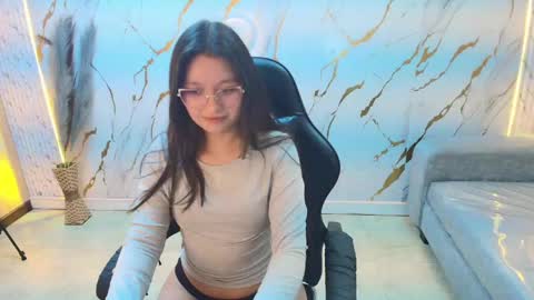 honeydoll_tf online show from 5, 5, 2026