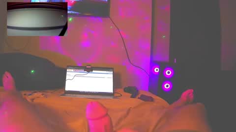 Honey Drips online show from 17, 2, 2025