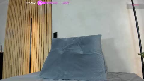 Sofia independent model online show from 19, 11, 2025