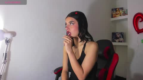 HONEY LUXE online show from 19, 4, 2026