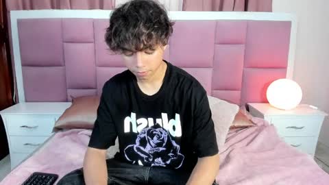 Snapshot of honeymoon_sariel chatting on 16, 5, 2026 honeymoon_sariel online show from 16, 5, 2026