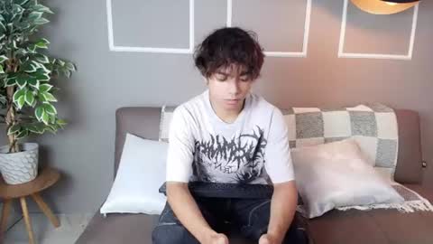 Snapshot of honeymoon_sariel chatting on 27, 6, 2026 honeymoon_sariel online show from 27, 6, 2026