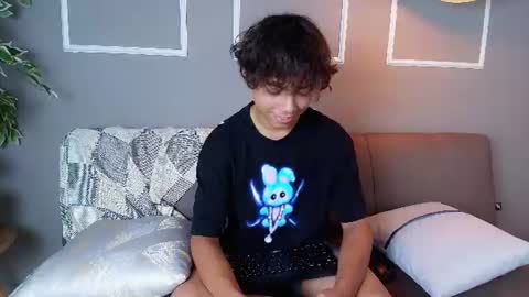 Snapshot of honeymoon_sariel chatting on 6, 7, 2026 honeymoon_sariel online show from 6, 7, 2026