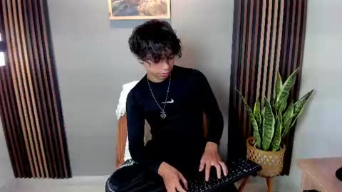 Snapshot of honeymoon_sariel chatting on 8, 7, 2026 honeymoon_sariel online show from 8, 7, 2026