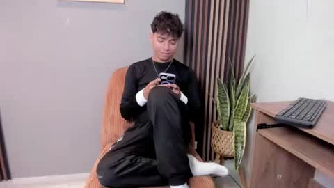 Snapshot of honeymoon_sariel chatting on 1, 8, 2026 honeymoon_sariel online show from 1, 8, 2026