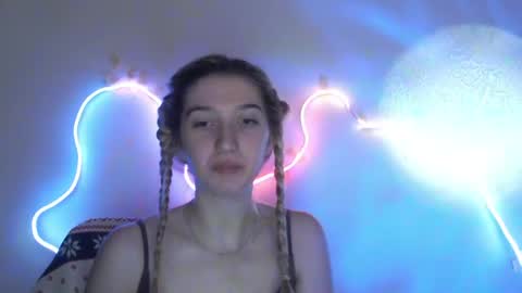 Snapshot of honeyveil chatting on 6, 6, 2026 honeyveil online show from 6, 6, 2026