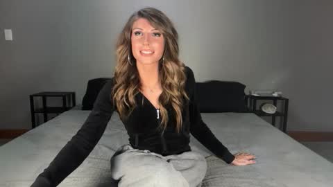 Snapshot of honeyvelourts chatting on 14, 2, 2026 HoneyVelourTS online show from 14, 2, 2026