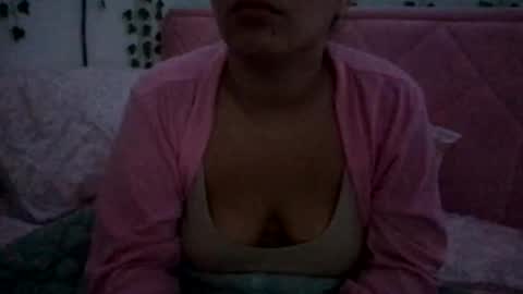 honeyyy89 online show from 24, 4, 2026