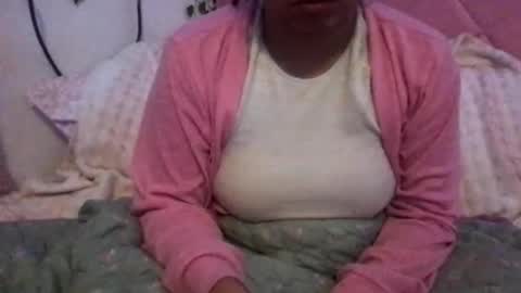 honeyyy89 online show from 27, 4, 2026