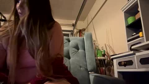 HoodHippy online show from 25, 3, 2026