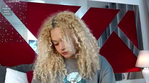 Snapshot of hope_marshall chatting on 5, 6, 2026 hope_marshall online show from 5, 6, 2026