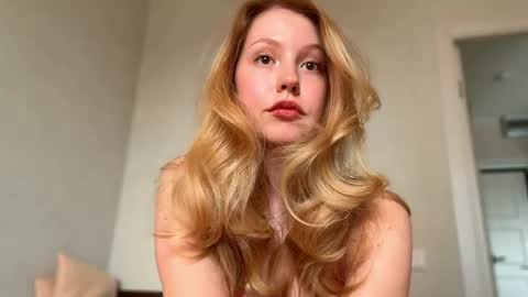 Snapshot of horney_audrey chatting on 5, 5, 2026 Audrey online show from 5, 5, 2026