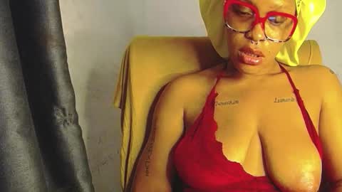 horny_ebonygirl_ online show from 22, 3, 2026