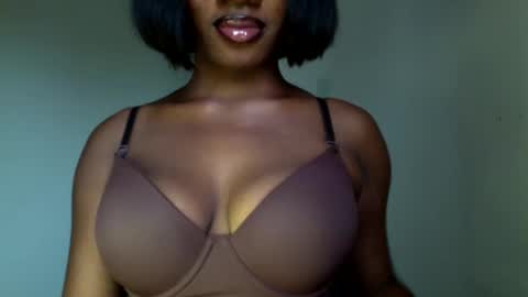 delilah online show from 28, 5, 2026
