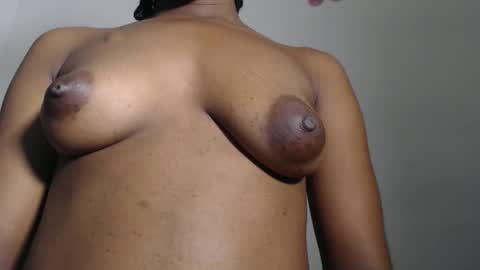 Snapshot of horny_iris chatting on 4, 10, 2025 Iris online show from 4, 10, 2025