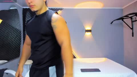 horny_nick18 online show from 22, 4, 2026