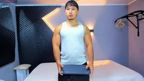 horny_nick18 online show from 23, 4, 2026
