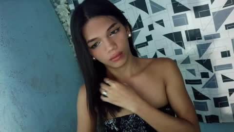 Rhiana online show from 20, 4, 2026