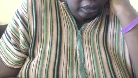 Snapshot of hornybigtitts chatting on 27, 1, 2025 monica zain online show from 27, 1, 2025