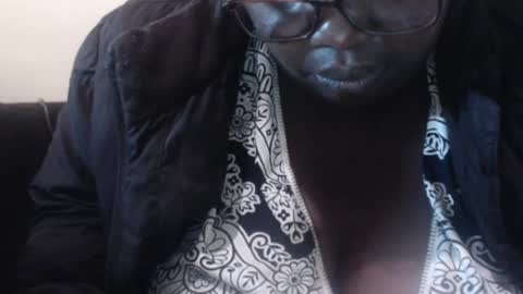 Snapshot of hornybigtitts chatting on 1, 2, 2025 monica zain online show from 1, 2, 2025