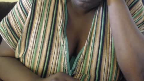 Snapshot of hornybigtitts chatting on 13, 2, 2025 monica zain online show from 13, 2, 2025