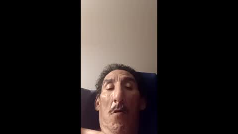 hornyguy_2019 online show from 13, 5, 2026
