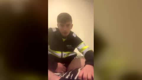 hornyjohnxc online show from 23, 4, 2026