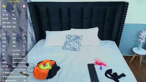 Natasha  online show from 14, 2, 2025