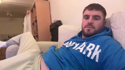 Snapshot of hornytom27 chatting on 25, 10, 2025 Horny247 online show from 25, 10, 2025