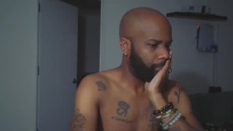 Horus00 online show from 13, 11, 2025