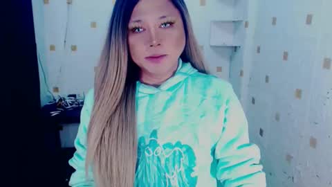 Snapshot of hosersecockselfsucker chatting on 10, 1, 2025 YOUR MAJESTY LUCY PEARL online show from 10, 1, 2025