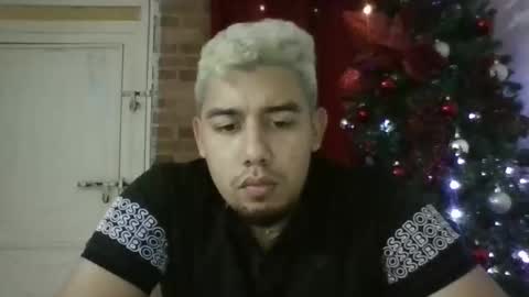 hot2512 online show from 22, 12, 2025