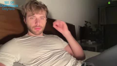 Edward aka Wolf online show from 15, 12, 2025