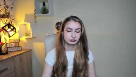 NINA online show from 18, 11, 2025