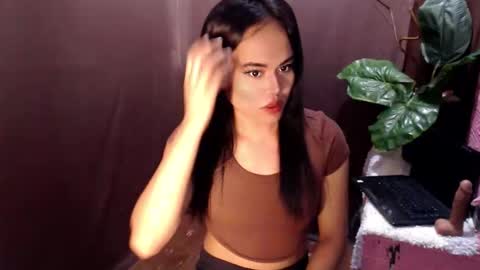 Snapshot of hot_babe0802 chatting on 23, 4, 2026 HANNA online show from 23, 4, 2026