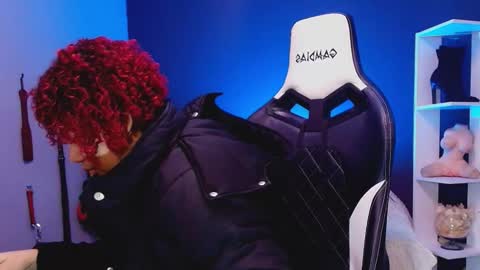 hot chocolate 4u online show from 16, 12, 2025