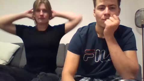 New to this come join us online show from 16, 2, 2025