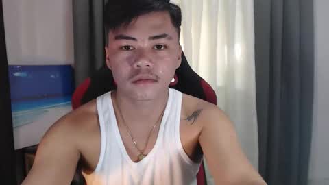 Snapshot of hot_emmanuel chatting on 8, 9, 2025 hot_emmanuel online show from 8, 9, 2025