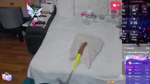 Jessica  Tyler online show from 11, 1, 2025