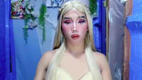 Khianna online show from 22, 4, 2026