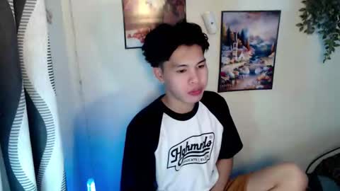 Snapshot of hot_kisser19 chatting on 24, 3, 2026 mark online show from 24, 3, 2026