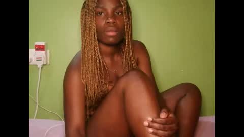 hot_latifah online show from 19, 10, 2025