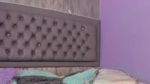 AGATHA CONNORS online show from 15, 12, 2024