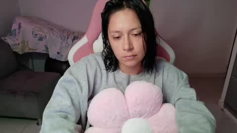 Snapshot of hot_mommymia chatting on 30, 6, 2026 Mia online show from 30, 6, 2026