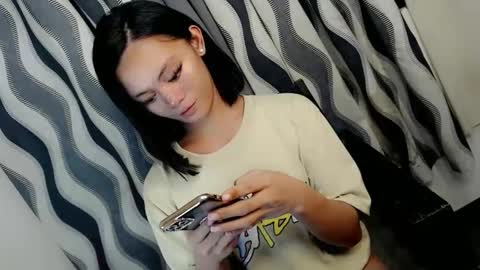 SWEET AGATHA online show from 4, 3, 2025