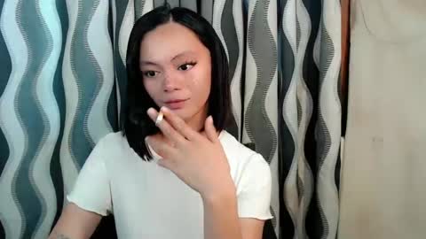 SWEET AGATHA online show from 5, 3, 2025