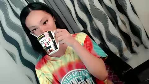 SWEET AGATHA online show from 5, 3, 2025