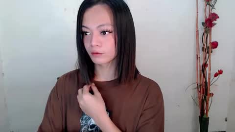 SWEET AGATHA online show from 24, 11, 2025