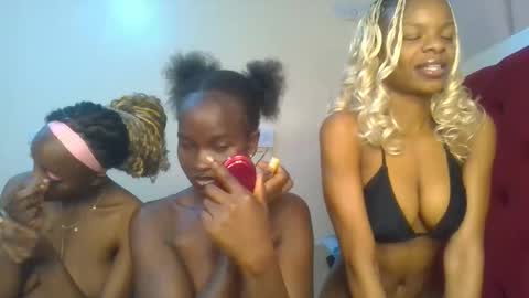 Snapshot of hot_petite1 chatting on 7, 6, 2026 Hot petite online show from 7, 6, 2026