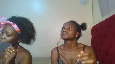 Snapshot of hot_petite1 chatting on 11, 6, 2026 Hot petite online show from 11, 6, 2026